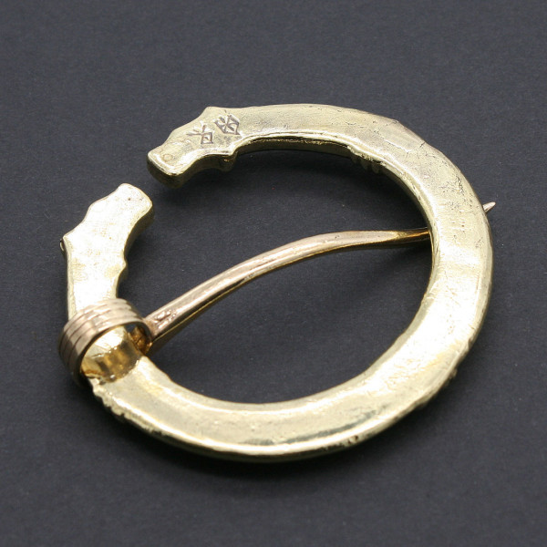 Rückseite Fibel 3570