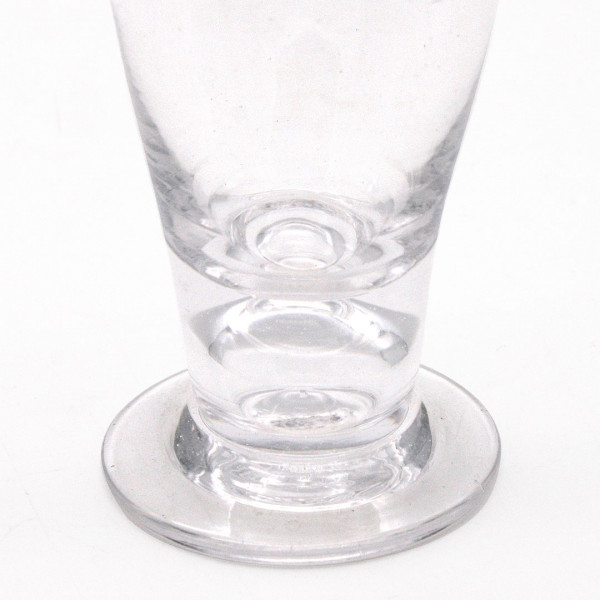 Detail Schnapsglas 18 Jahrhundert 3691