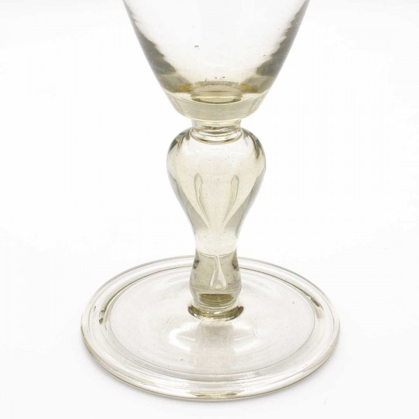 Detail Weinglas 18 Jahrhundert 3588