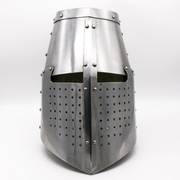 Topfhelm Ritterhelm Hochmittelalter 1612