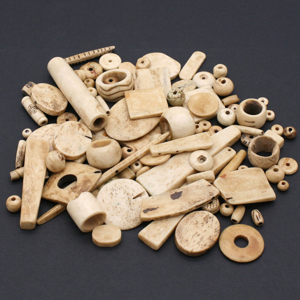 Knochenperlen Mix 250g 0808