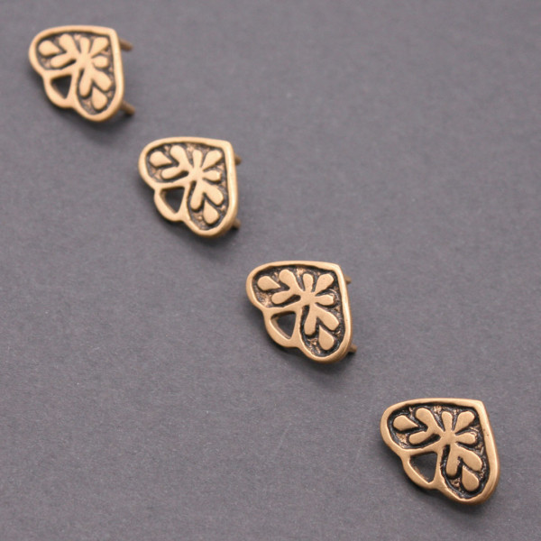 Östliche Gürtelbeschläge Magyaren 1188