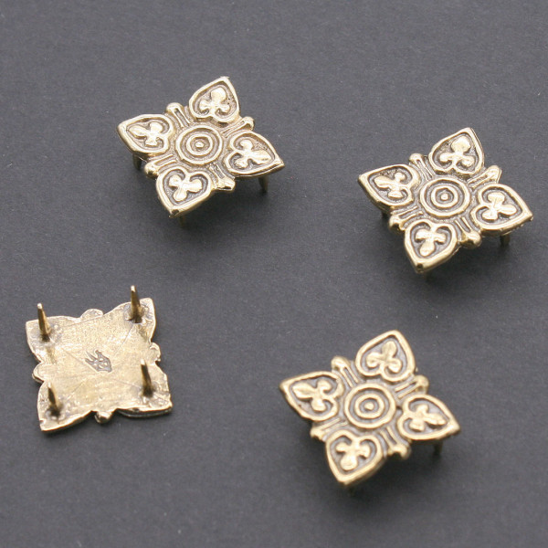 Zierbeschläge für Tarsoly Taschen 3865