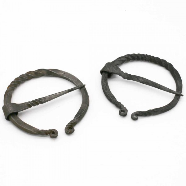 Grosse Ringfibel Eisen 0782