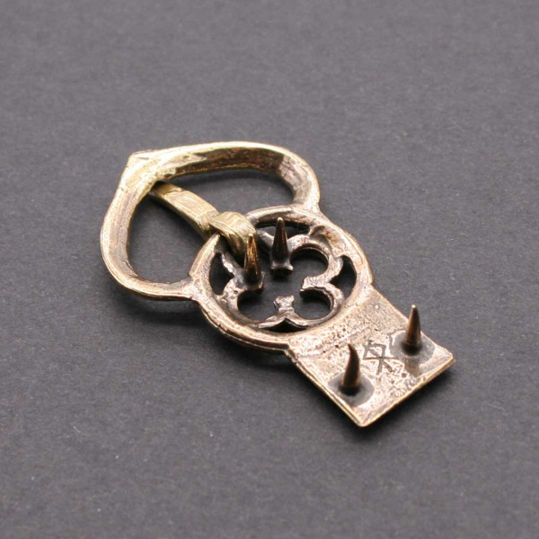 Rückseite Mittelalterschnalle 3547