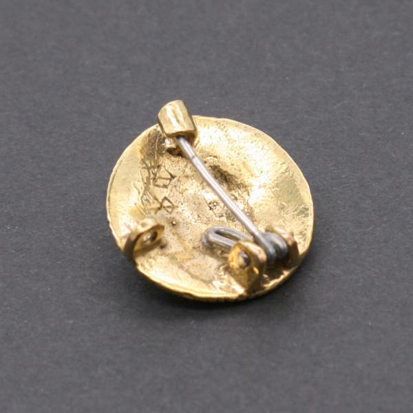 Rückseite Scheibenfibel 3853