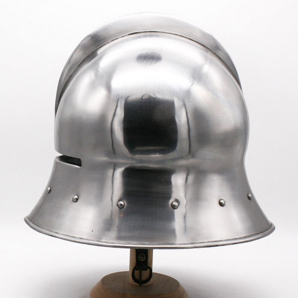 Eisenhutschaller Spätmittelalterhelm 1848