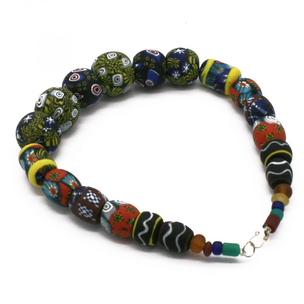 Glasperlenkette Millifiori Wikinger 3561