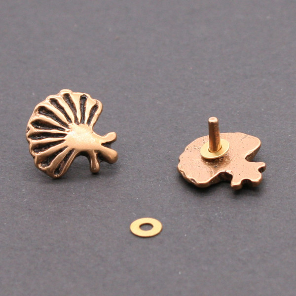 Gürtelbeschlag Muschel Spätmittelalter 1180