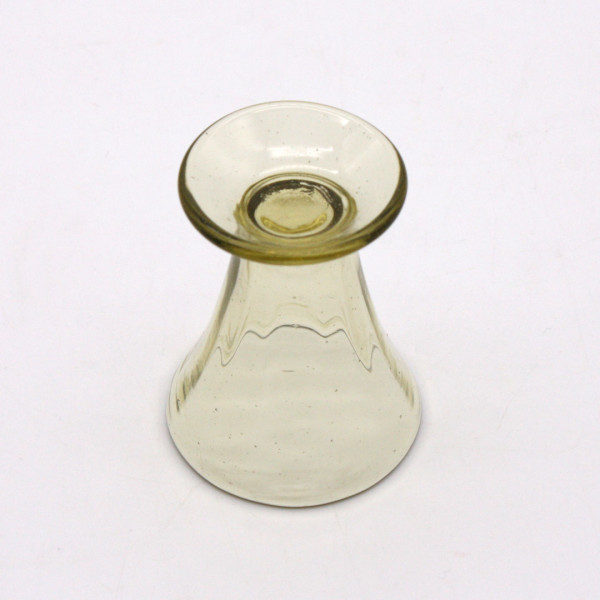 Detail Schnapsglas 18 Jahrhundert 3693