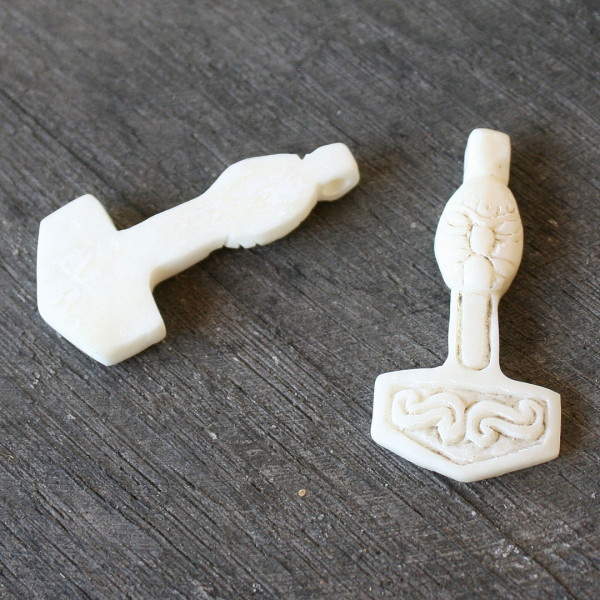 Mjölnir Anhänger Knochen 3500