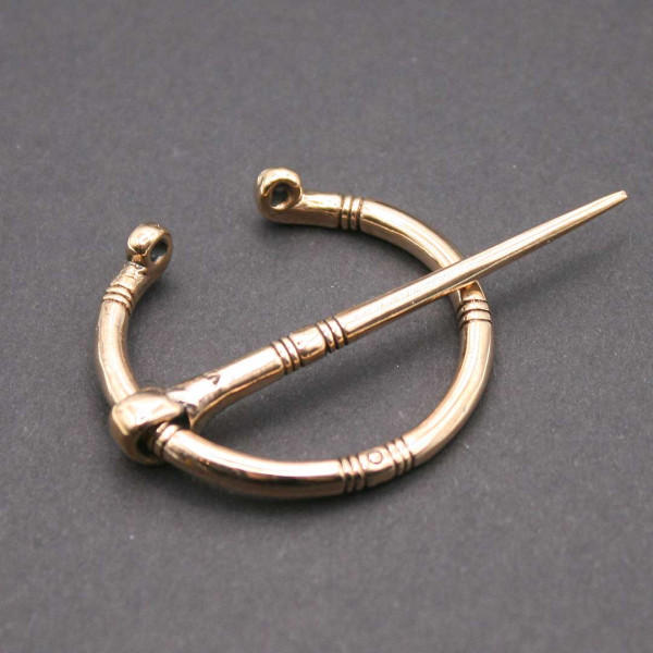 Spätantike Ringfibel 3890