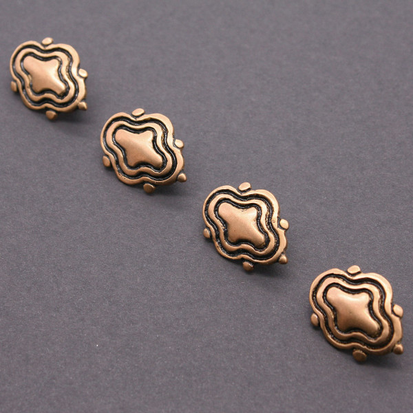 Magyarische Zierbeschläge 1185