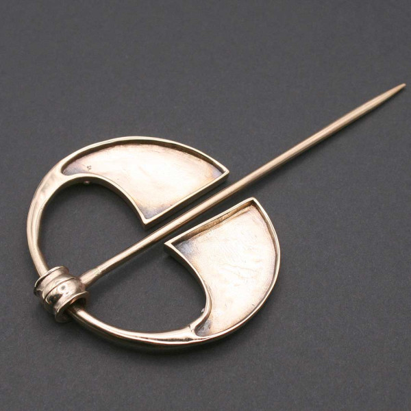 Rückseite Ringfibel 3142
