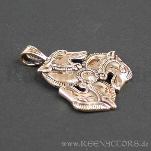 Keltische Triskele mit Pferdeköpfen 3141